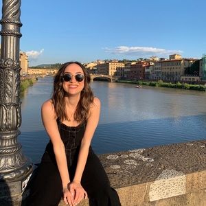 Meet your Posher, Sarah